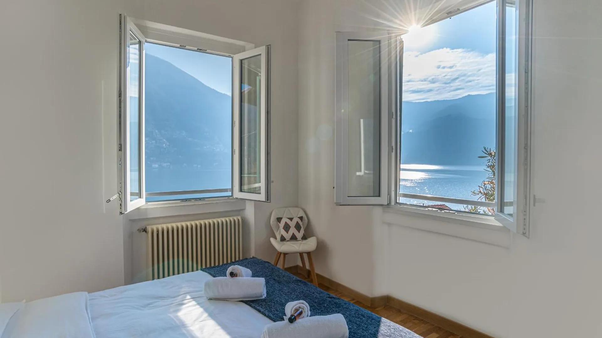Casa Bambu - Splendida Vista Lago E Posto Auto Laglio 0*,  Italien